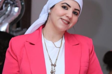 آية المنياوي تطلق برنامج English With Aya على شاشة قناة شرم الفضائية لتعليم الانجليزية للكبار بأسلوب عملي ومبسط