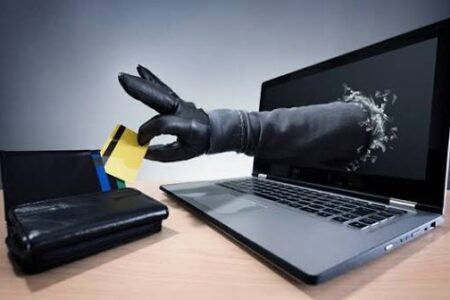 تنامي جرائم الاحتيال الالكتروني يخرج مديرية الحموشي وبنك المغرب عن صمتهما ..تفاصيل صادمة