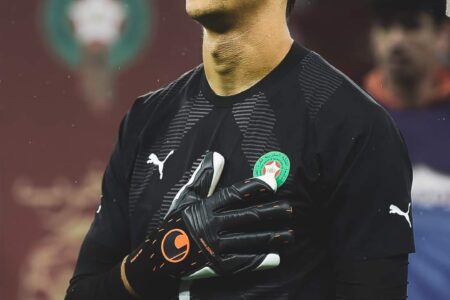 مول الضحكة الحارس ياسين بونو يحصد جائزة جوي أواردز 2026 لأفضل رياضي قبل نهائي كأس إفريقيا المغرب 2025