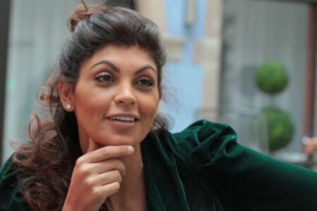 هل يتم منع حفل مثير للجدل ؟هكذا تفاعل المغاربة مع خبر الاعلان عن حفل فني لكوميدية جزائرية أساءت للمغربيات