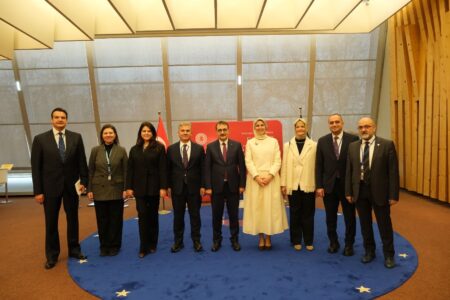 إفتتاح معرض “أطلس النسيج التركي “ذاكرة النسيج في مقر المجلس الاوروبي