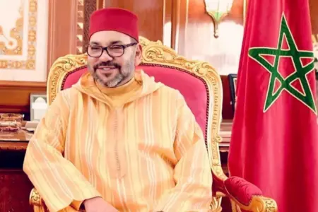 الملك محمد السادس يعاني  محمد السادس يعاني من ألم في أسفل الظهر مع تشنج عضلي دون علامات مقلقة(بلاغ)