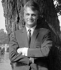 النجم الفرنسي كلود فرنسا