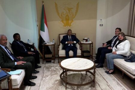 العربي للتنمية الاجتماعية يطلق مبادرة طبية شاملة لمدة عام للنازحين السودانيين في مصر