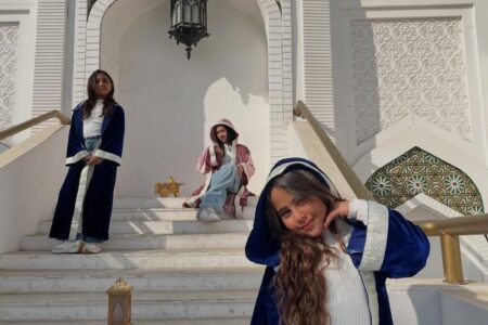 دارين ،دانا وديما :قصة إخوات موهبين يخطفون الأضولء منذ الطفولة