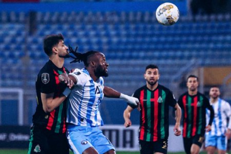 الجيش الملكي يُذيق بيراميدز طعم الهزيمة ويخطف بطاقة نصف النهائي